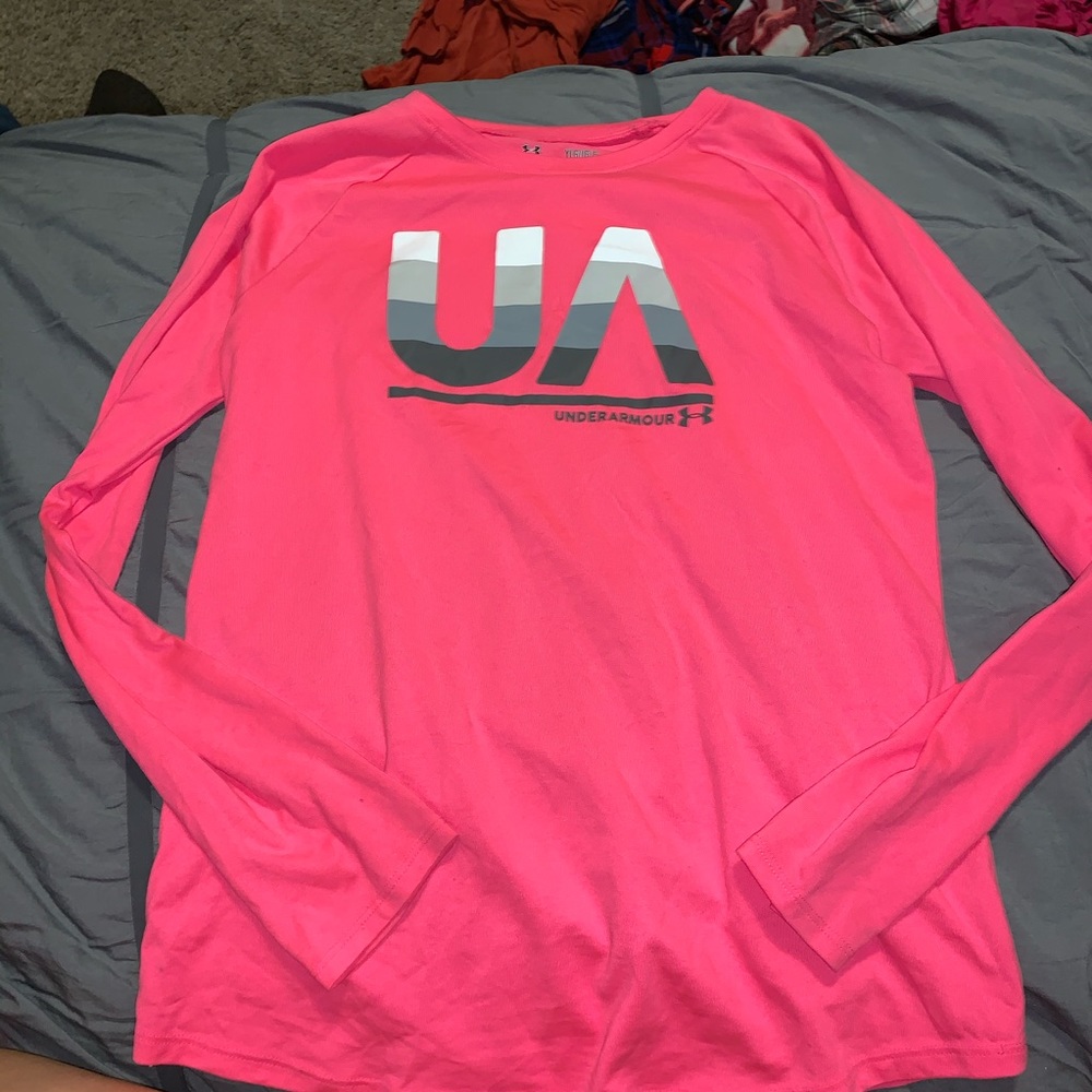 Youth large pink under armour top